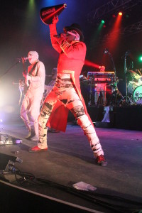 Here-Come-the-Mummies-213-g-200x300.jpg